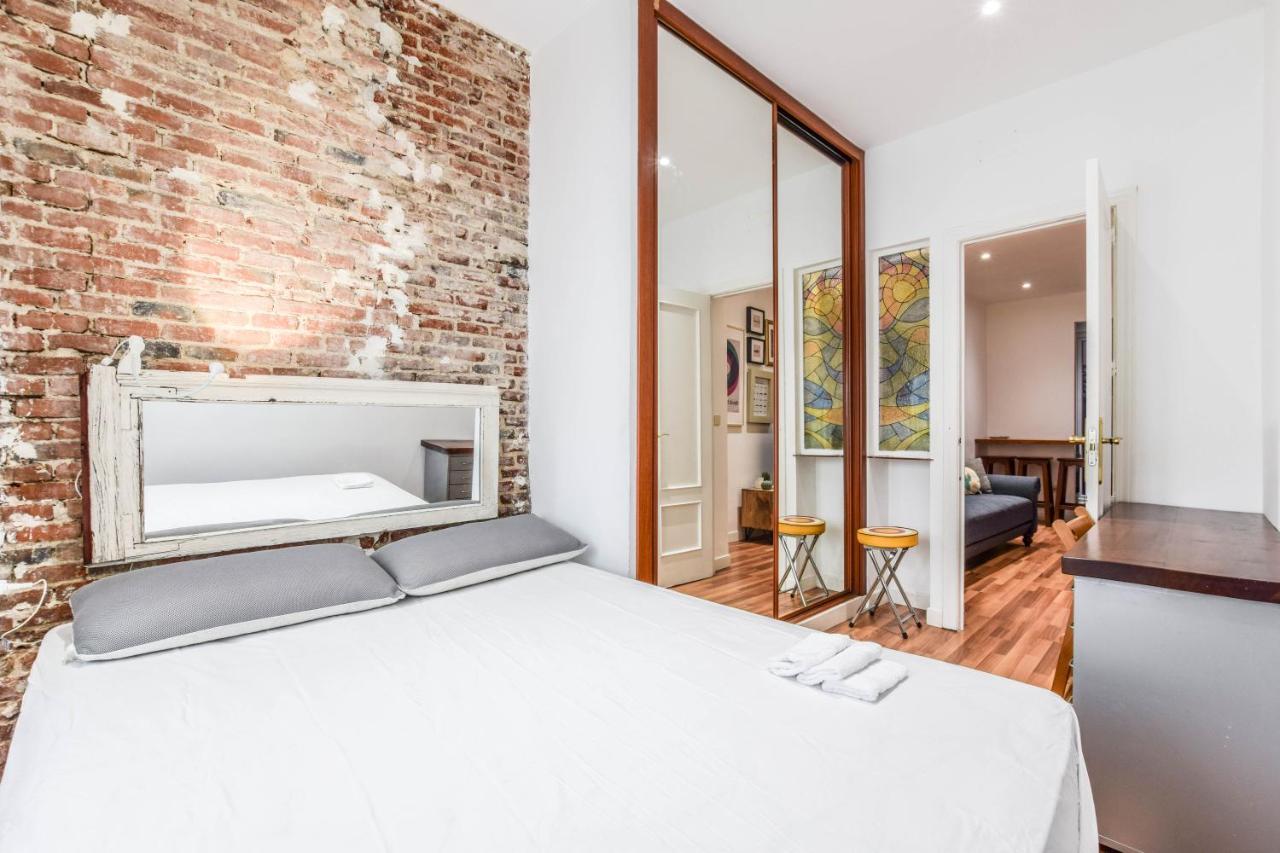 Apartamento Plaza De Lavpies Daire Madrid Dış mekan fotoğraf