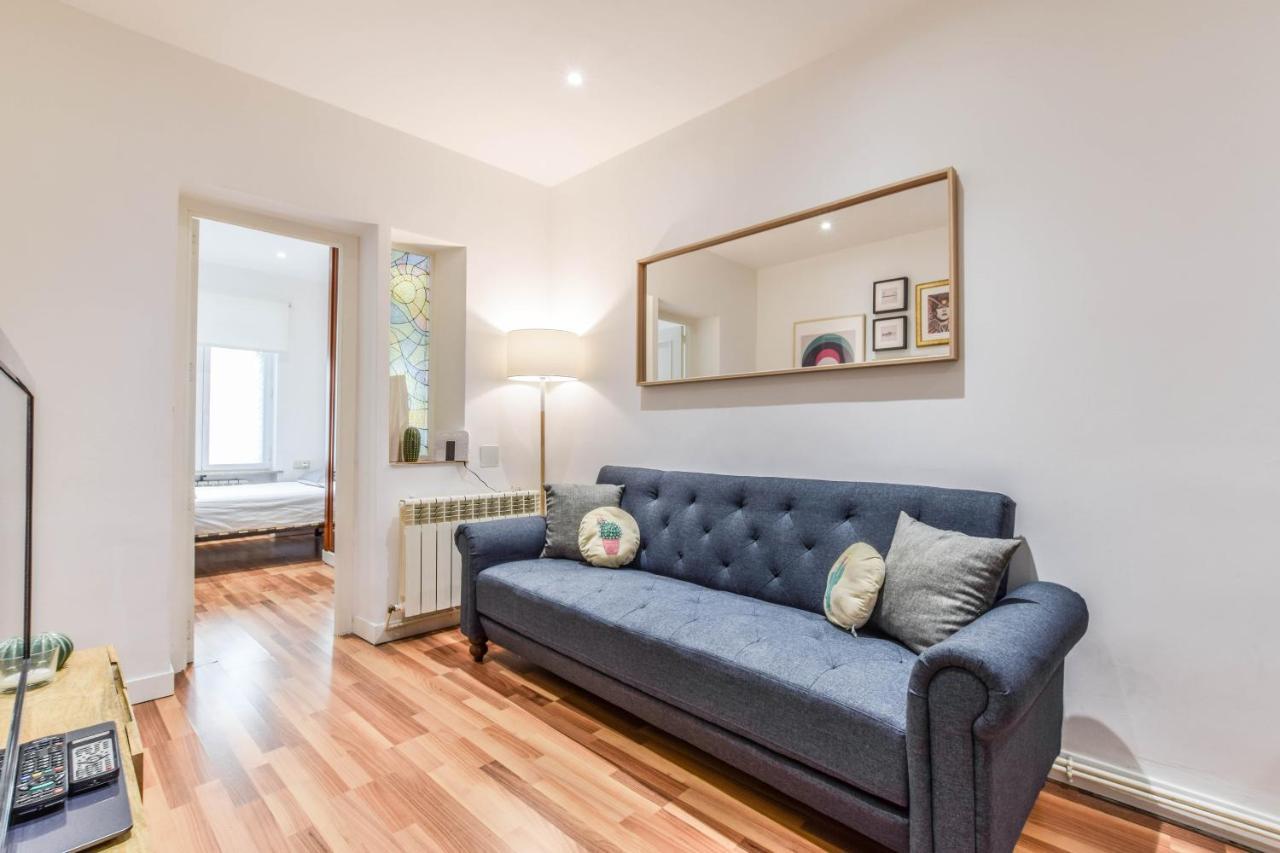 Apartamento Plaza De Lavpies Daire Madrid Dış mekan fotoğraf