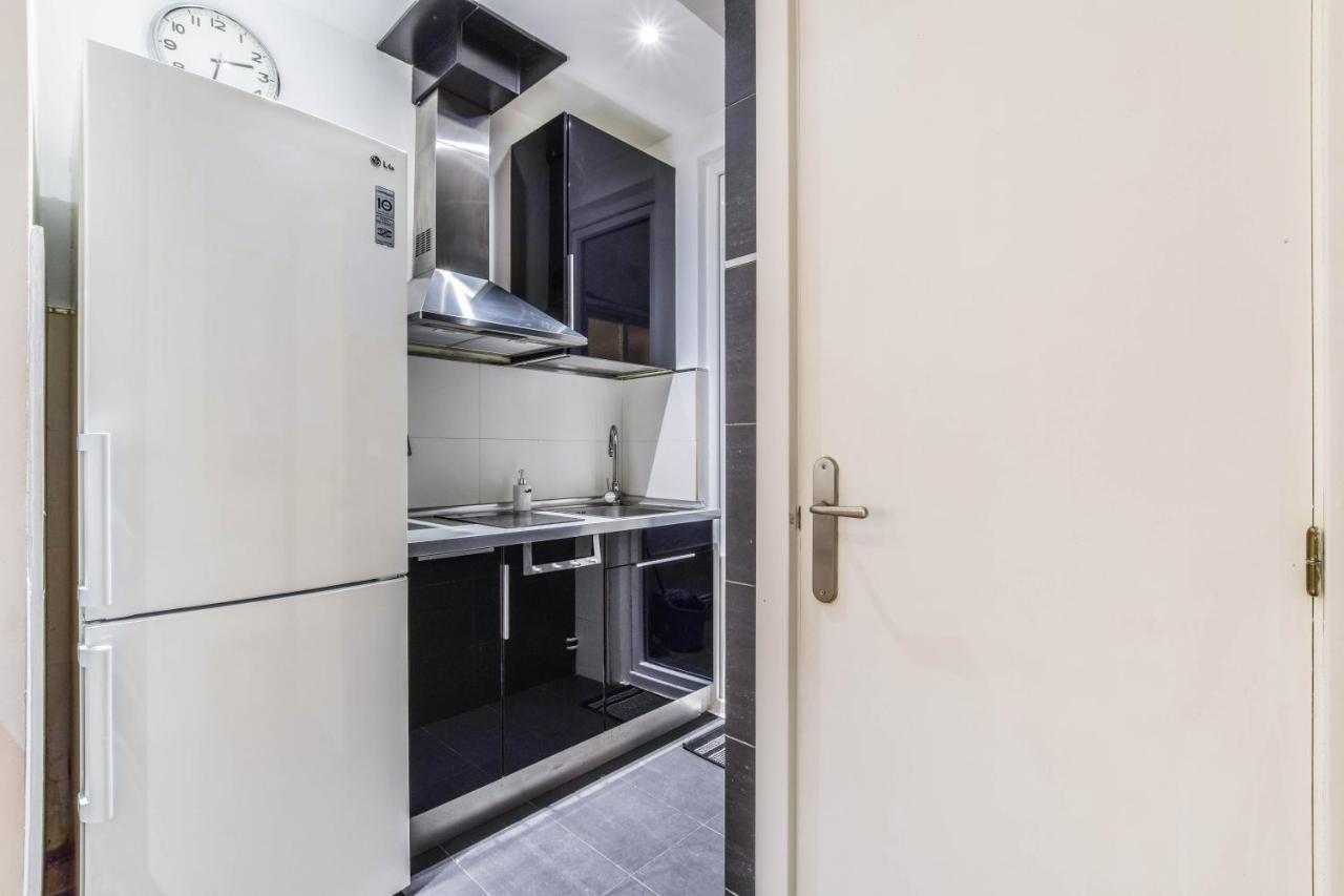 Apartamento Plaza De Lavpies Daire Madrid Dış mekan fotoğraf