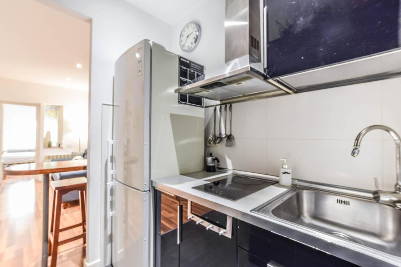 Apartamento Plaza De Lavpies Daire Madrid Dış mekan fotoğraf